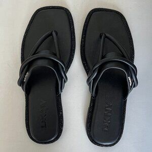 NWOT DKNY Black Sandal Flip Flops 7.5